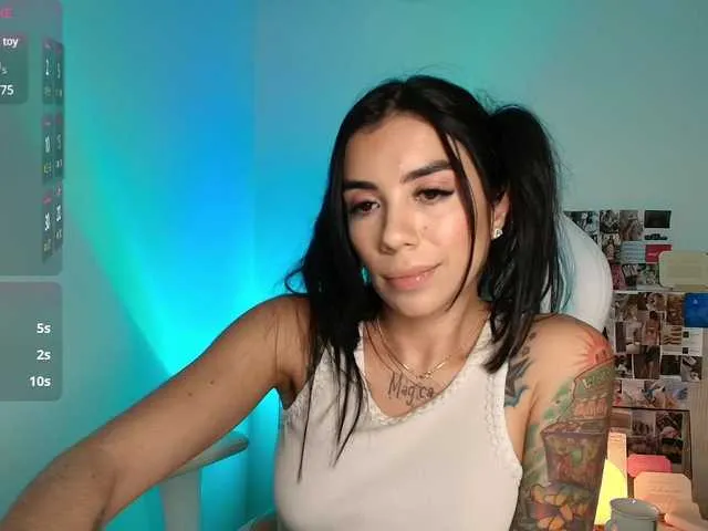 Live sex webcam photo for juanita-fox #291018636