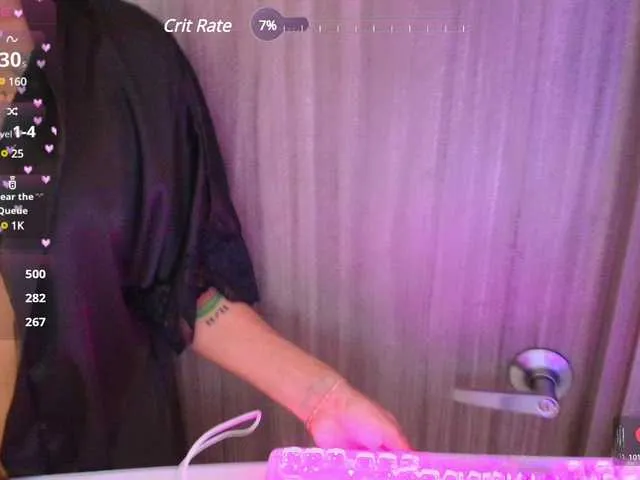 Live sex webcam photo for juanita-fox #291468474