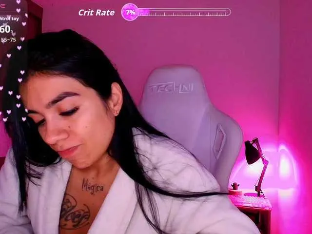 Live sex webcam photo for juanita-fox #291718233