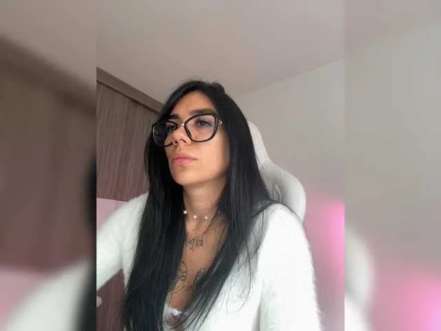 Live sex webcam photo for juanita-fox #291753848