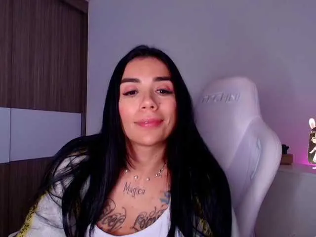 Live sex webcam photo for juanita-fox #291998370