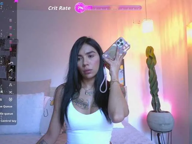 Live sex webcam photo for juanita-fox #292388576