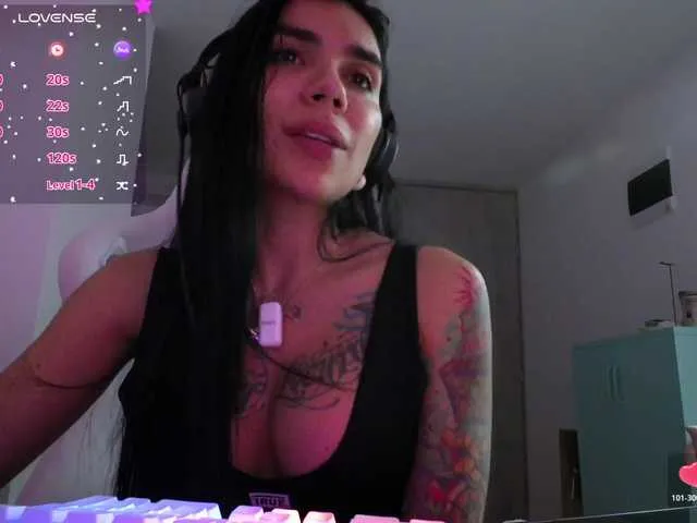 Live sex webcam photo for juanita-fox #293871429