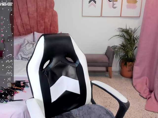 Live sex webcam photo for juanitatp #275445649