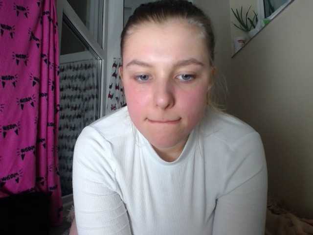 Live sex webcam photo for jucieLussie #273332792