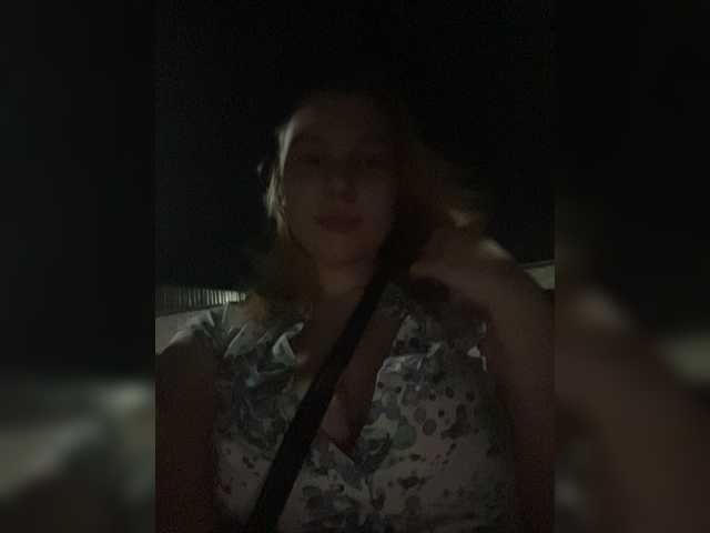 Live sex webcam photo for jucieLussie #274495092