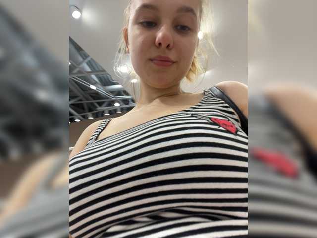 Live sex webcam photo for jucieLussie #274553454