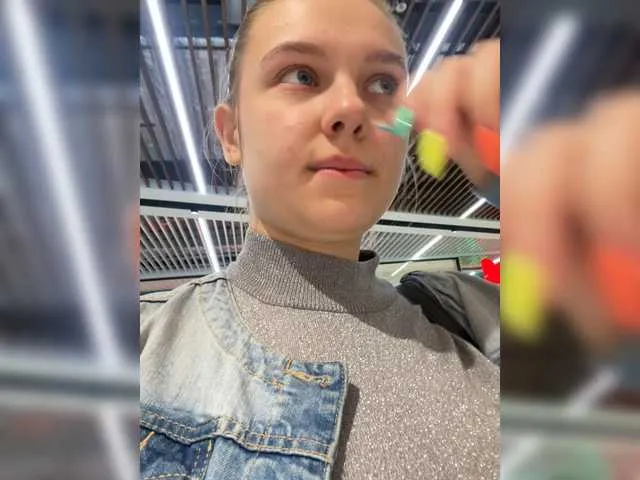 Live sex webcam photo for jucieLussie #274635927