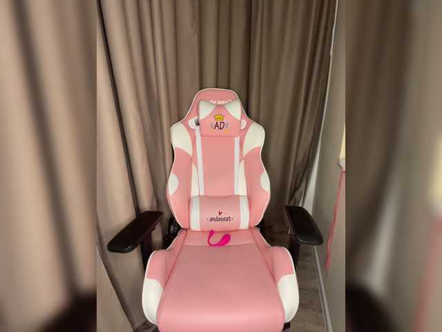 Live sex webcam photo for jucieLussie #274652452