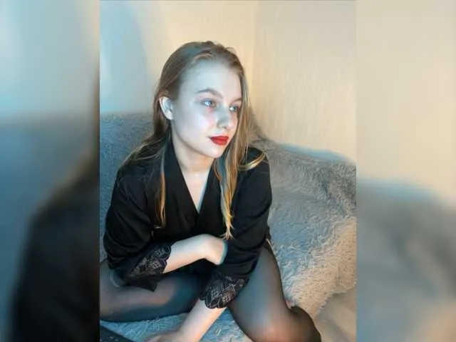 Live sex webcam photo for jucieLussie #275839175