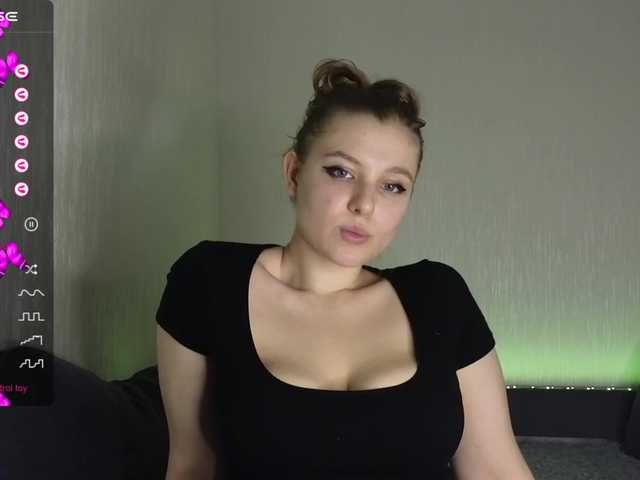 Live sex webcam photo for jucieLussie #276174260