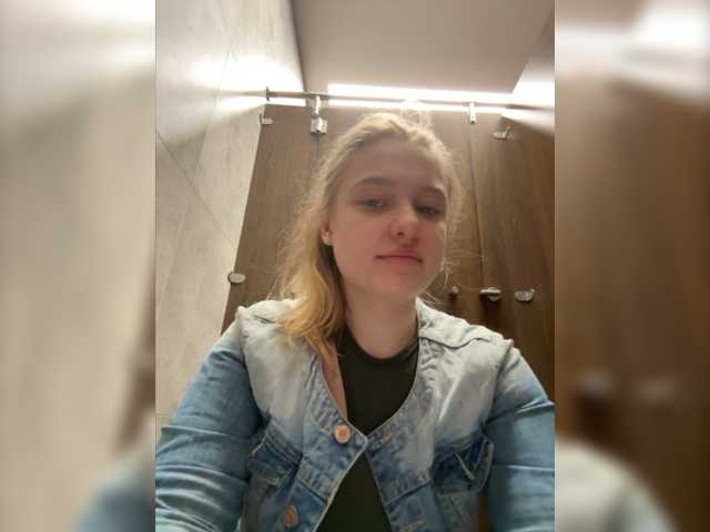 Live sex webcam photo for jucieLussie #276369373