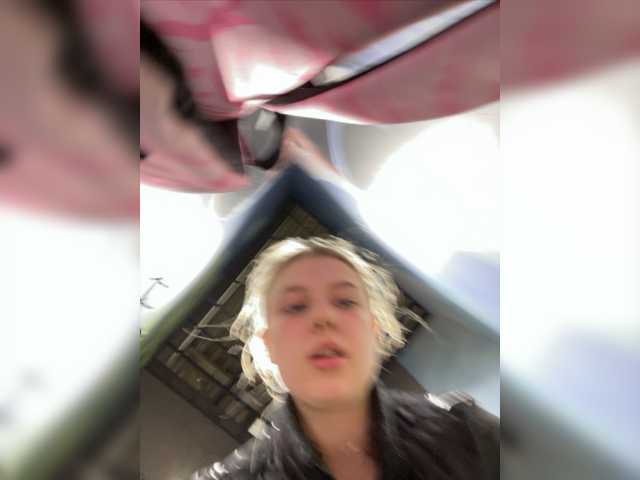 Live sex webcam photo for jucieLussie #276484635