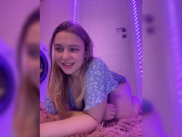 Live sex webcam photo for jucieLussie #276488479