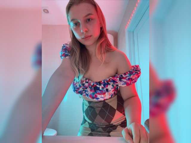 Live sex webcam photo for jucieLussie #276521250