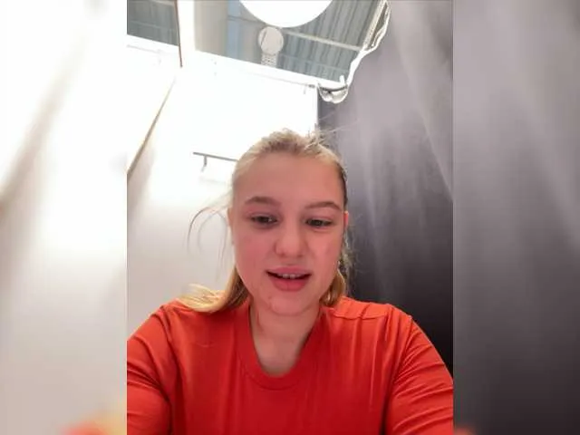 Live sex webcam photo for jucieLussie #276791145