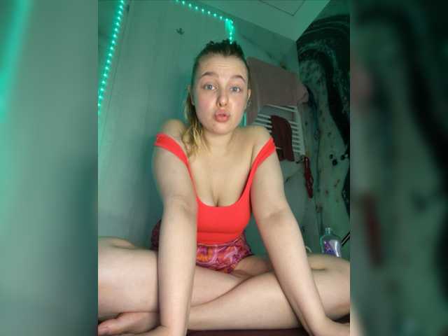 Live sex webcam photo for jucieLussie #277386981