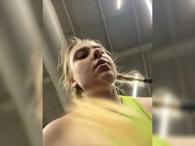 Live sex webcam photo for jucieLussie #277662191