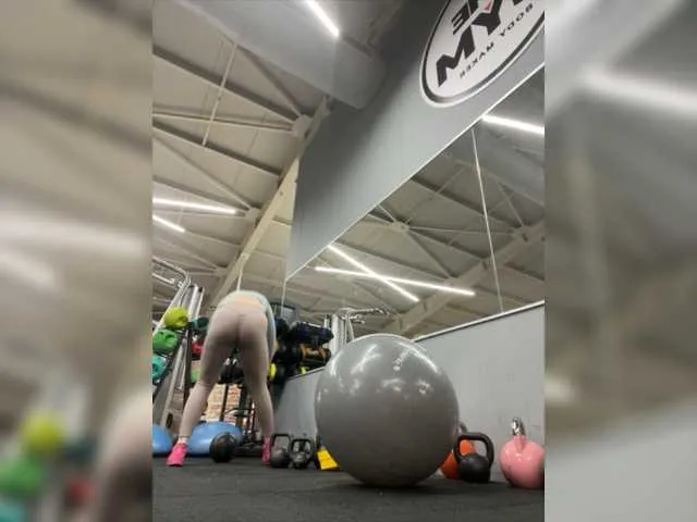 Live sex webcam photo for jucieLussie #277748185