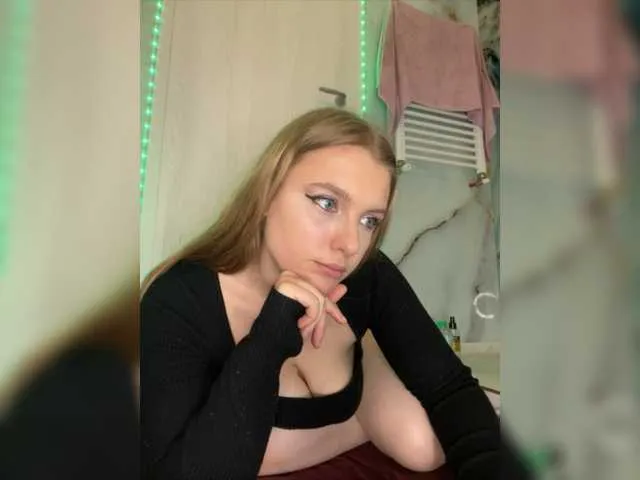 Live sex webcam photo for jucieLussie #277914948