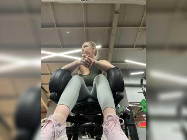 Live sex webcam photo for jucieLussie #278112536