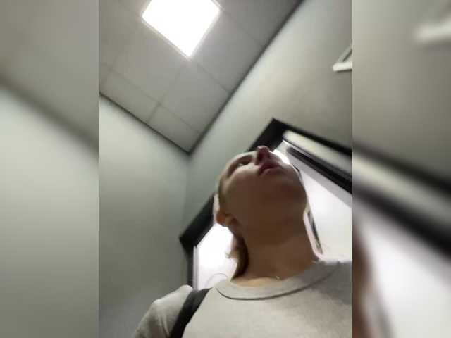 Live sex webcam photo for jucieLussie #286718078