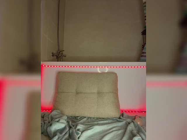 Live sex webcam photo for jucieLussie #289134835