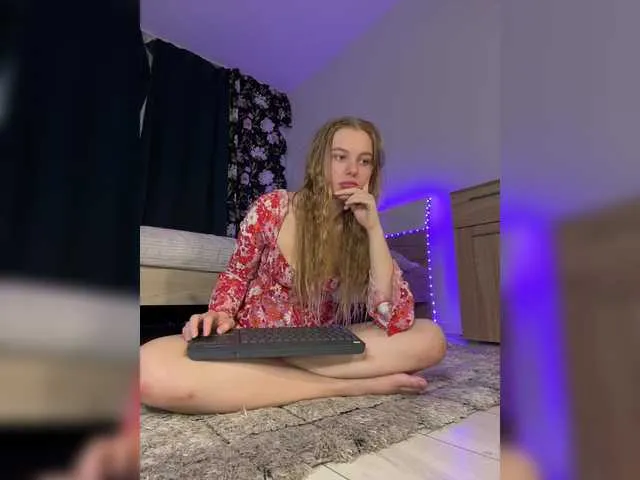 Live sex webcam photo for jucieLussie #290427177