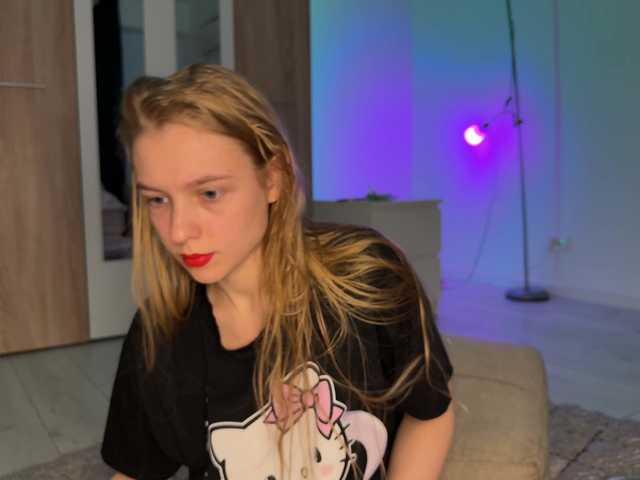Live sex webcam photo for jucieLussie #291227318