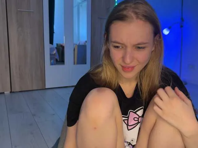 Live sex webcam photo for jucieLussie #291338103