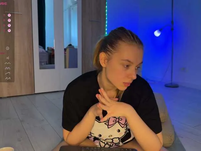 Live sex webcam photo for jucieLussie #291358965