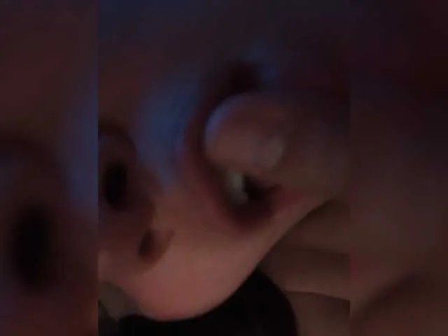 Live sex webcam photo for judy-01 #276238511