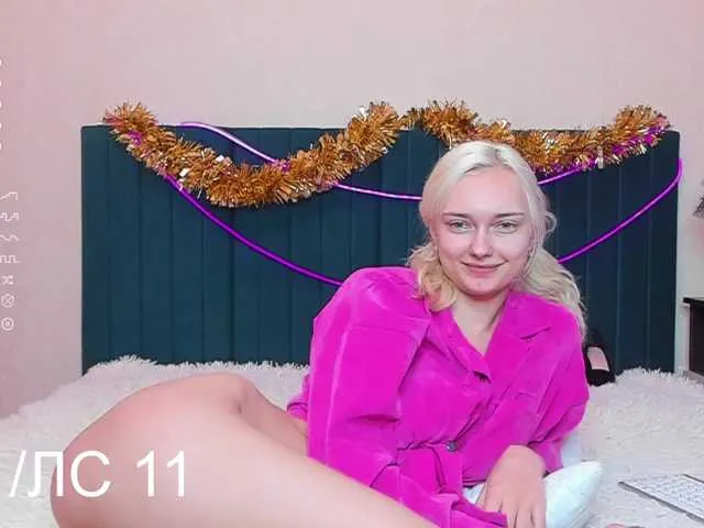 Live sex webcam photo for judyly69 #276938515