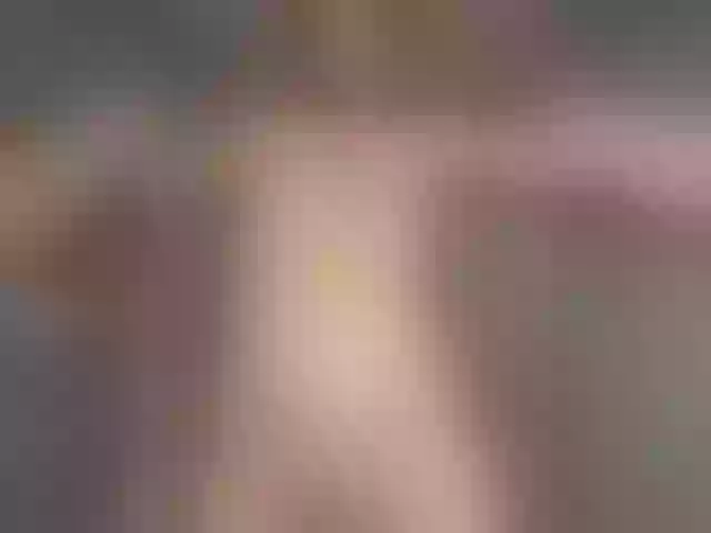 Live sex webcam photo for juicy-peachh #290457881