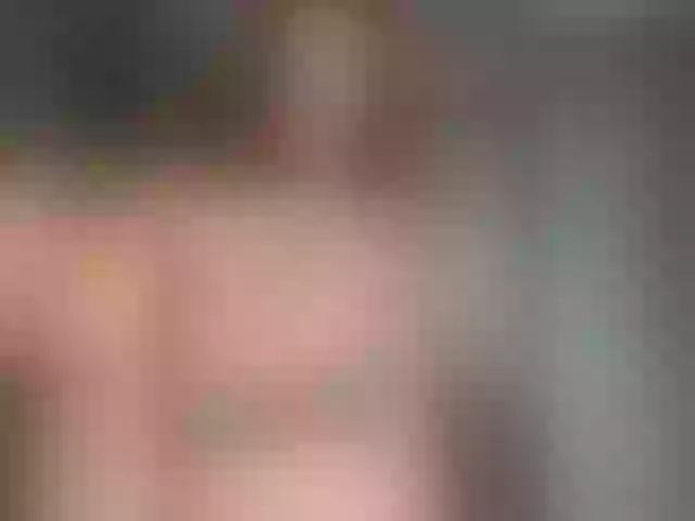 Live sex webcam photo for juicy-peachh #290812296