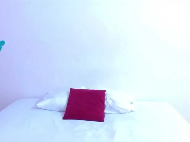Live sex webcam photo for juicy-tits69 #277747500
