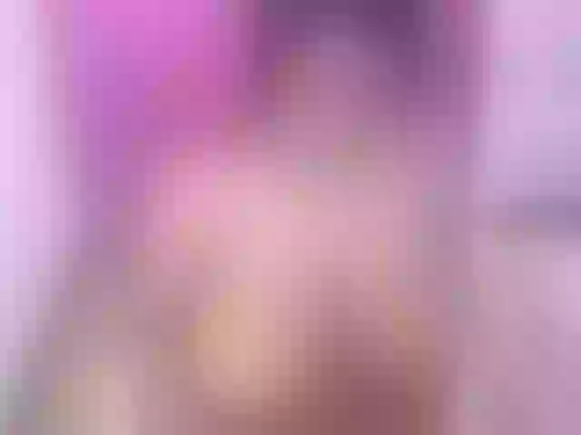 Live sex webcam photo for juicy-tits69 #278135453