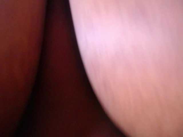 Live sex webcam photo for juicy-tits69 #290807924