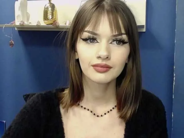 Live sex webcam photo for juicyVicky #275993737