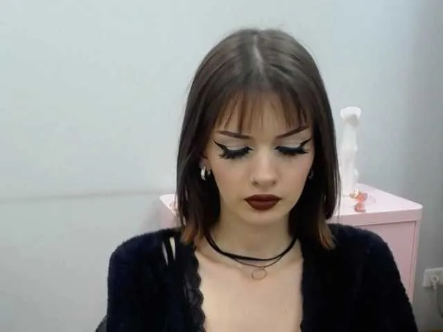 Live sex webcam photo for juicyVicky #276691122