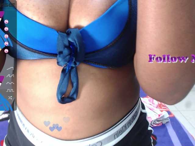 Live sex webcam photo for juicybrunette #272471014