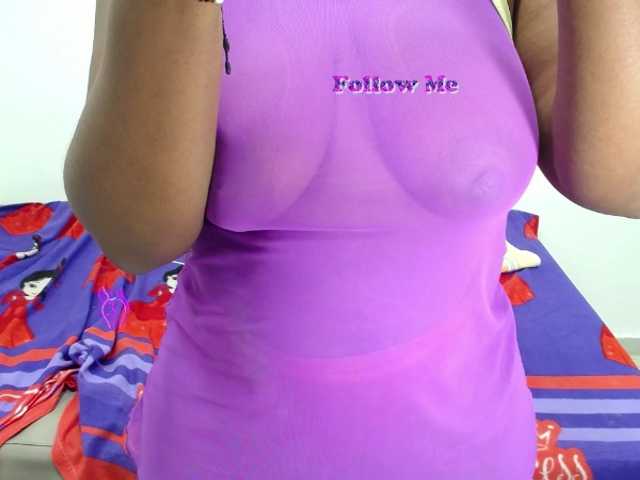 Live sex webcam photo for juicybrunette #275707873