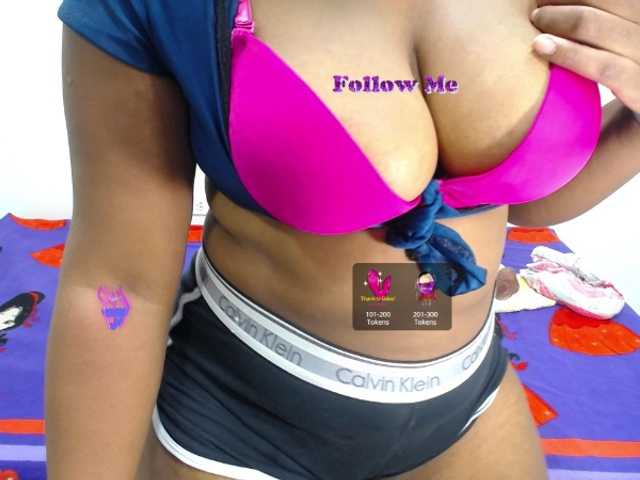 Live sex webcam photo for juicybrunette #275714143