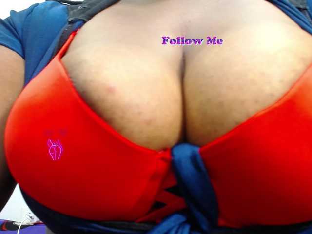 Live sex webcam photo for juicybrunette #275745679