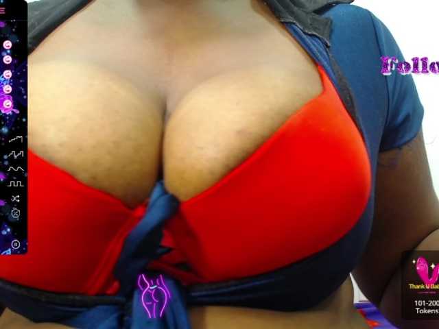 Live sex webcam photo for juicybrunette #276198052