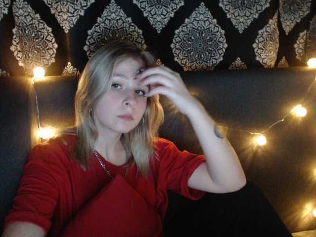 Live sex webcam photo for juletmins #271993260