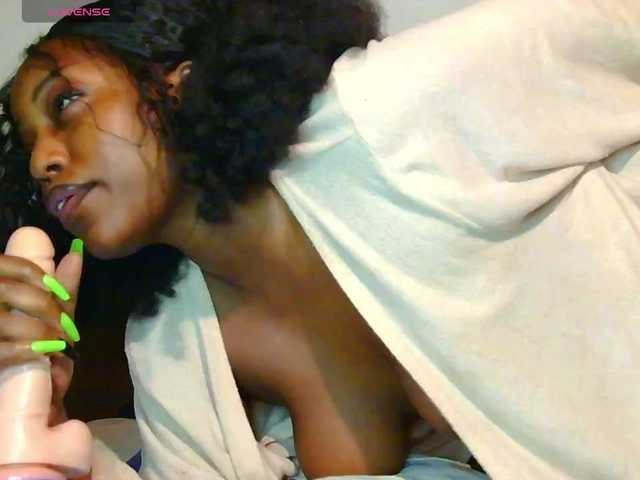 Live sex webcam photo for juliab #291806201