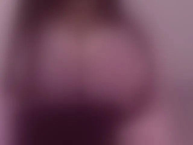 Live sex webcam photo for juliajam1 #293470777