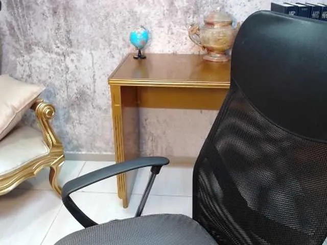 Live sex webcam photo for juliana-angel #271774830