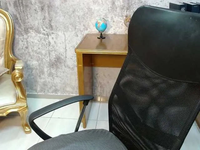 Live sex webcam photo for juliana-angel #272113560